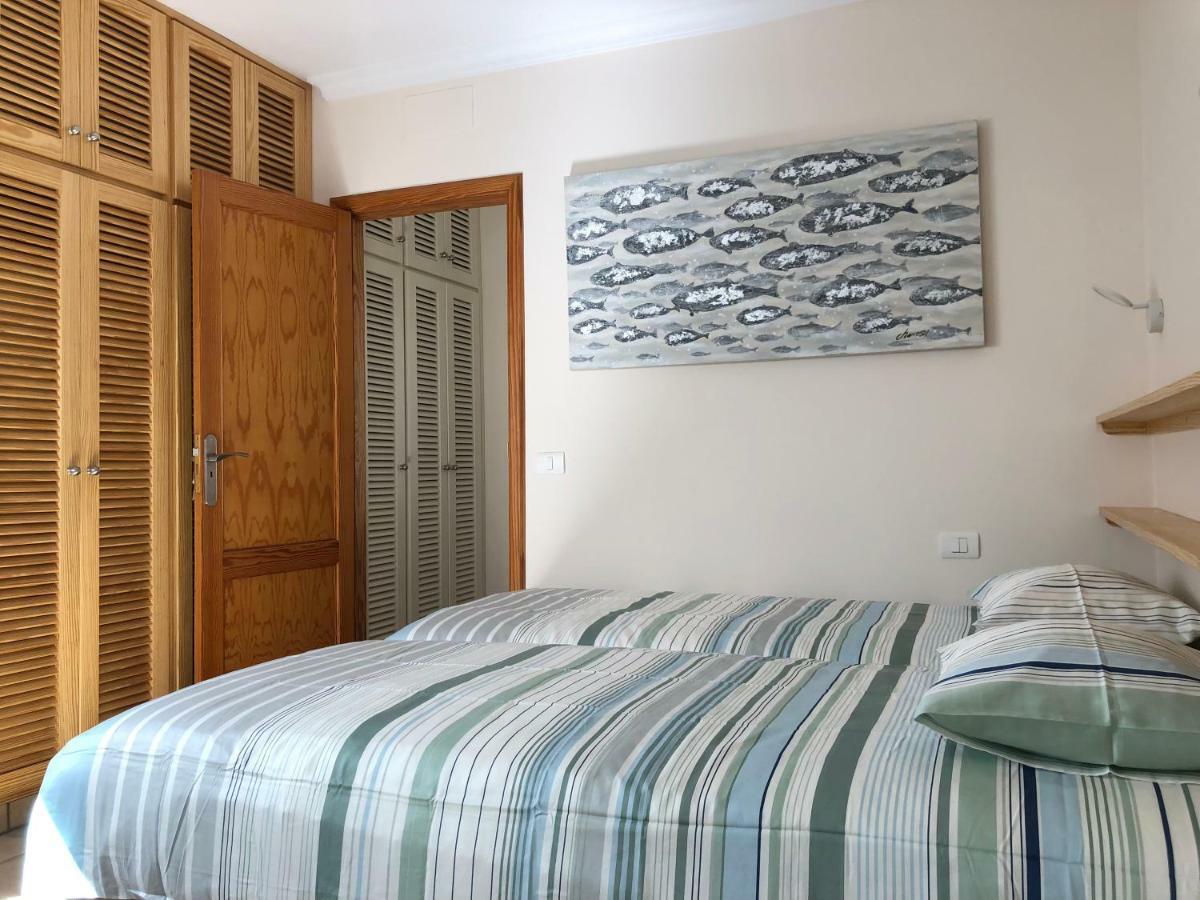 Apartamentos El Faro 푸에르토나오스 외부 사진