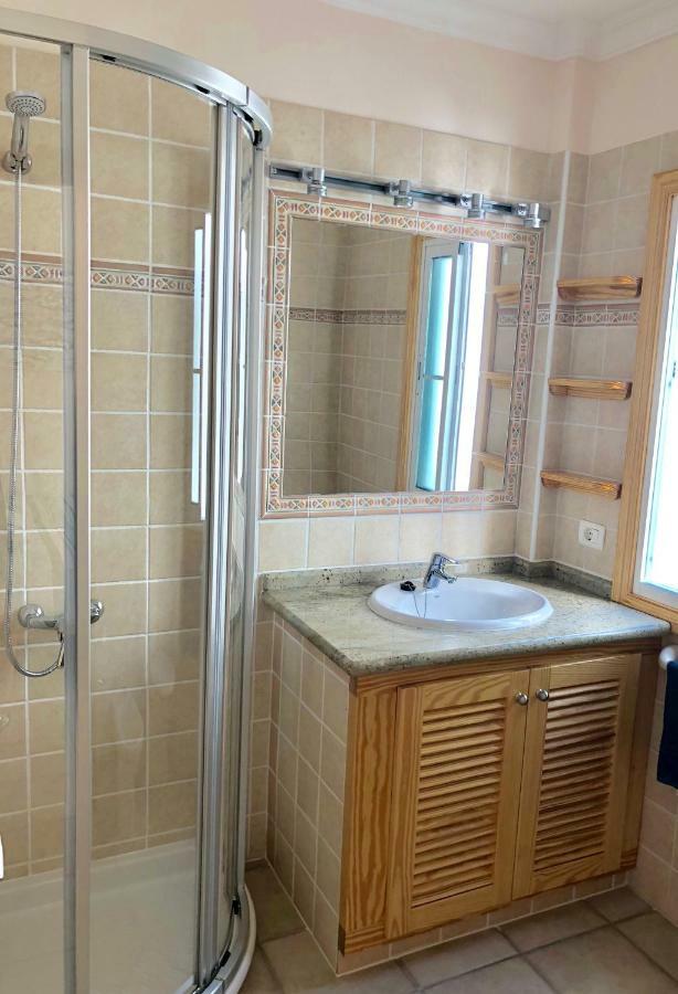 Apartamentos El Faro 푸에르토나오스 외부 사진