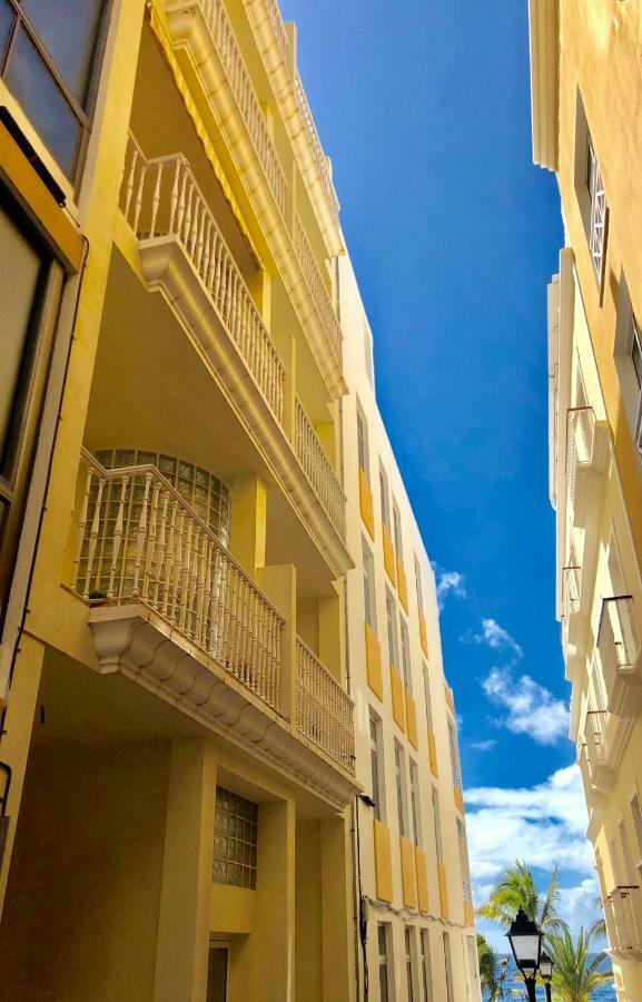 Apartamentos El Faro 푸에르토나오스 외부 사진