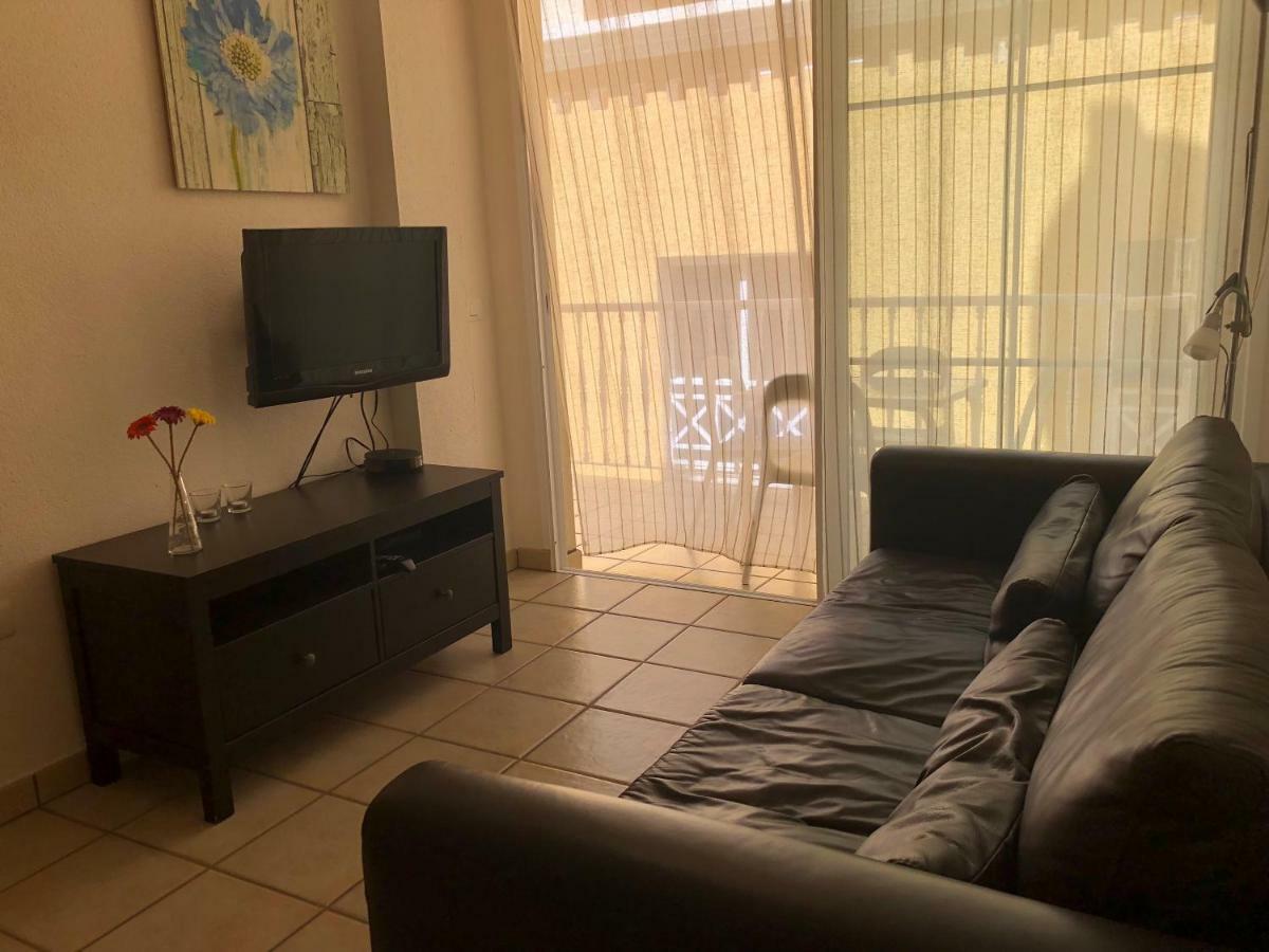 Apartamentos El Faro 푸에르토나오스 외부 사진